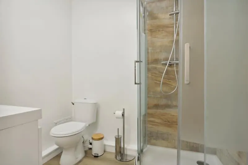 Spacious 1 Bedroom Apartment - Porte De Versailles باريس 0*,  فرنسا