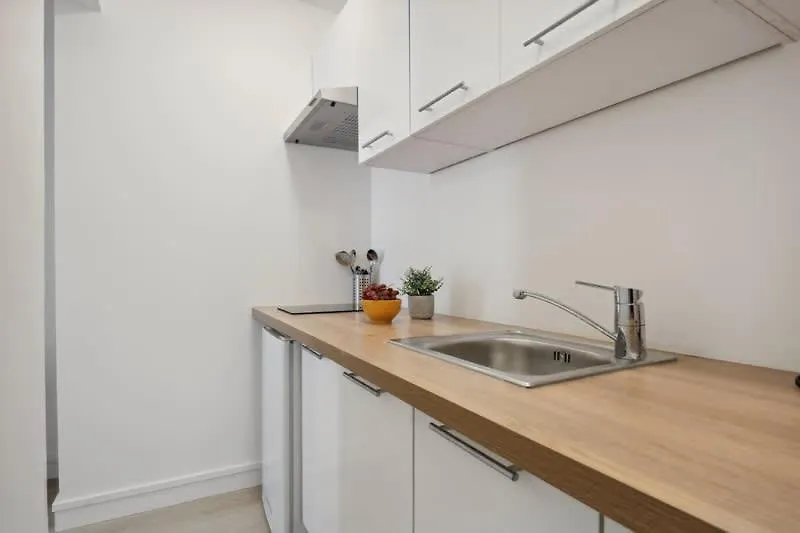 Spacious 1 Bedroom Apartment - Porte De Versailles Paris